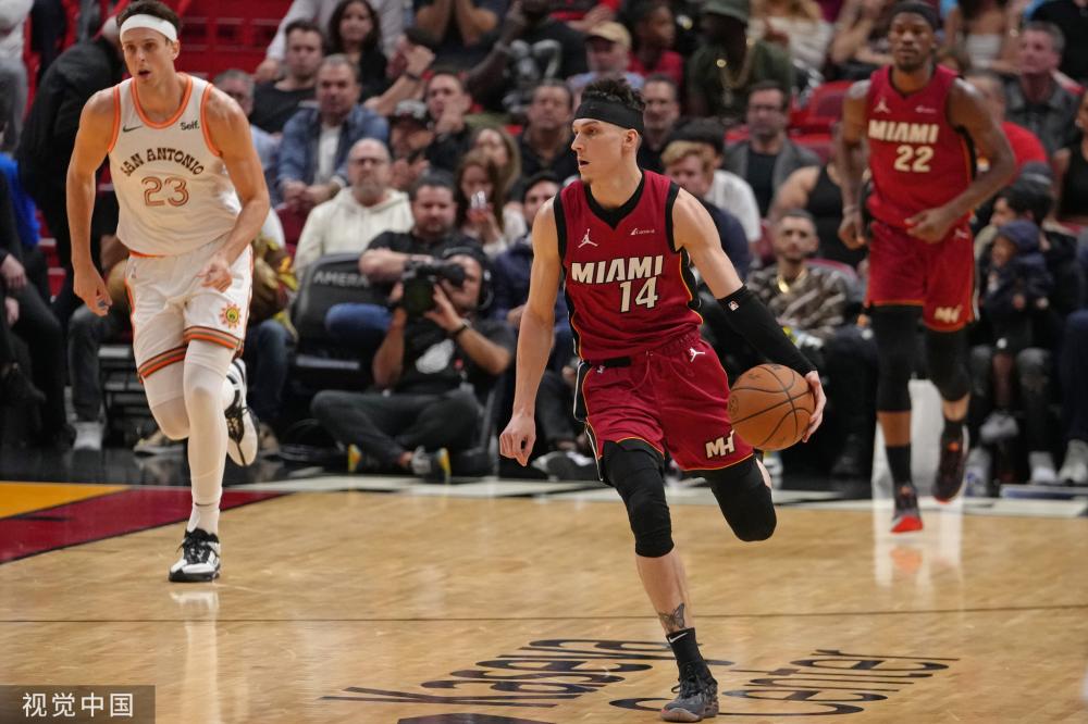 克利夫兰以 克利夫兰以