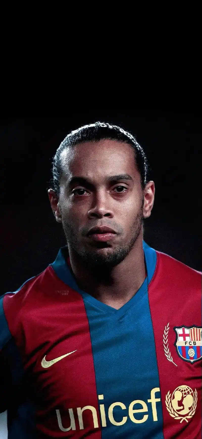 足球不仅成 足球不仅成